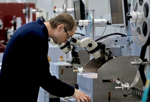 В Зеленограде запустят серийное производство фотонных чипов